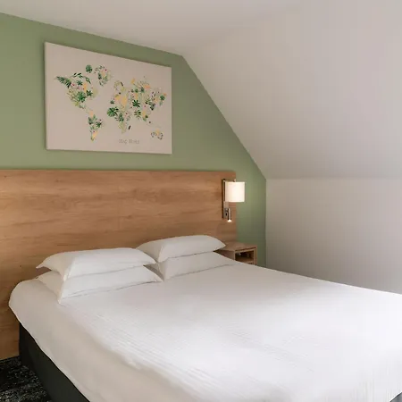 Eden Park Restaurant Hotel