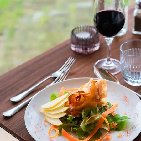 Eden Park Restaurant 3*