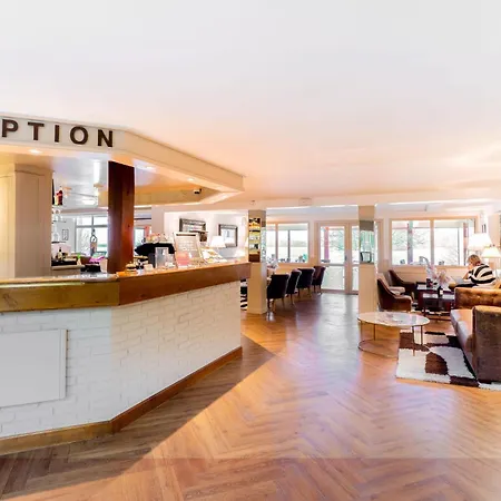 Eden Park Restaurant Hotell 3*