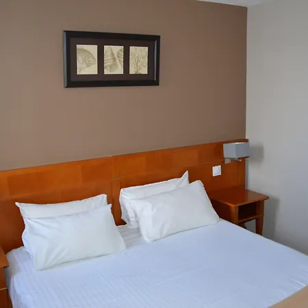Eden Park Restaurant Hotel