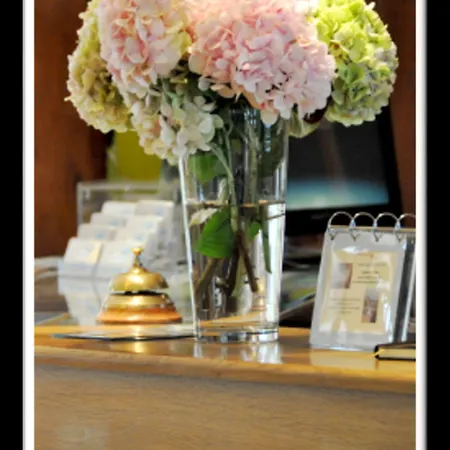 Eden Park Restaurant Hotel